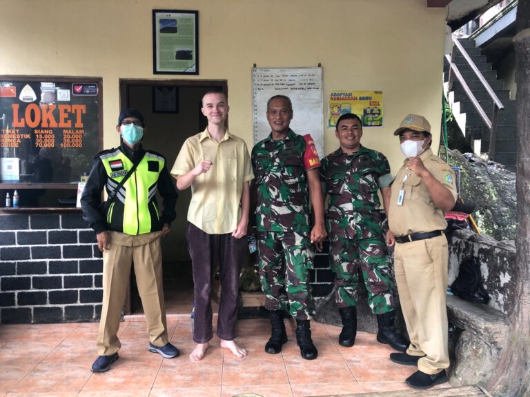 Student Profile: Leo Barry (Flexible Language Immersion Program S55/2022)