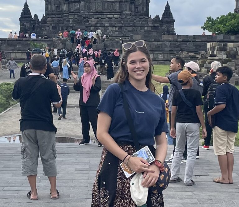 Student Profile: Hannah Goldschlager (Indonesian Language Short Course 2024)